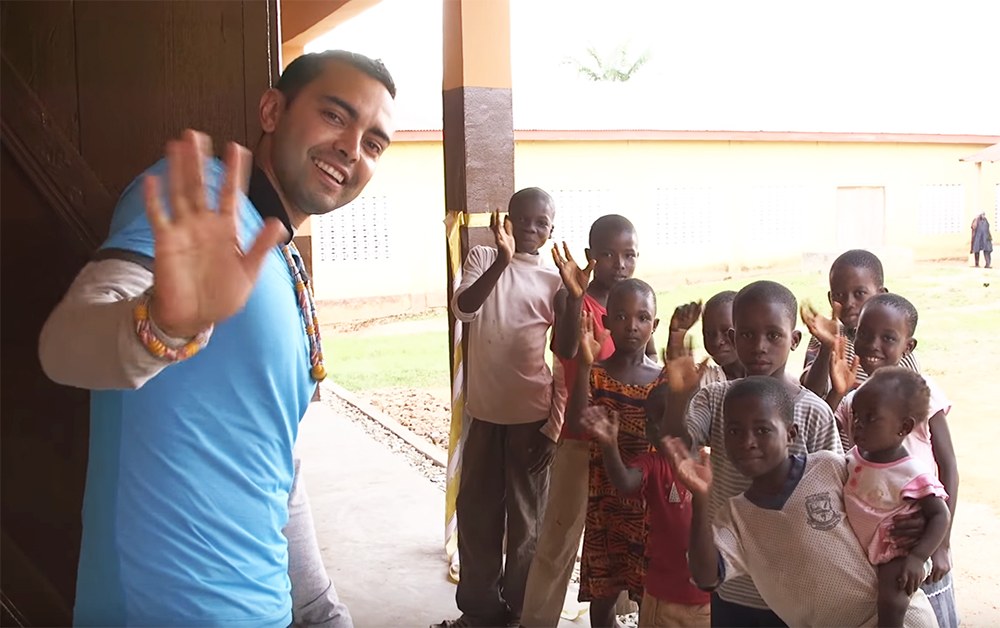 Pat Flynn in Ghana for Pencils of Promise